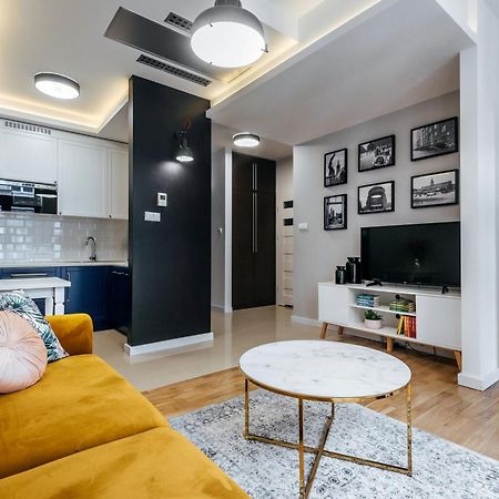 Apartamenty Wielopole Krasków Eksteriør bilde